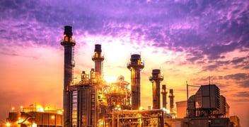 Industrial refinery facility implementing Sulzer’s 95+ Heater Technology to enhance energy efficiency and reduce emissions